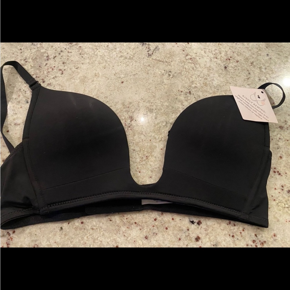 HACI Plunge Deep U Bra for Women Push Up Cleavage Seamless Low Neckline Padded